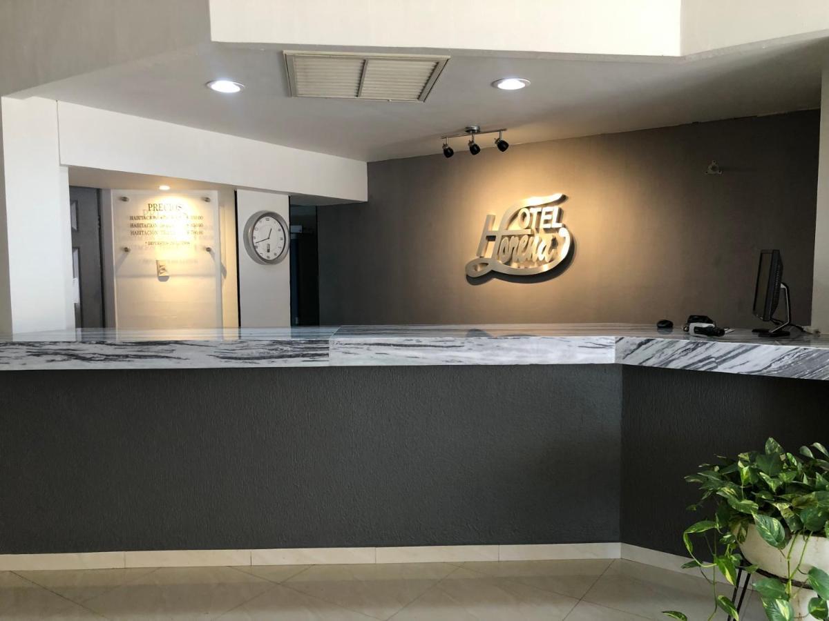 洛雷纳酒店 洛斯莫奇斯 外观 照片